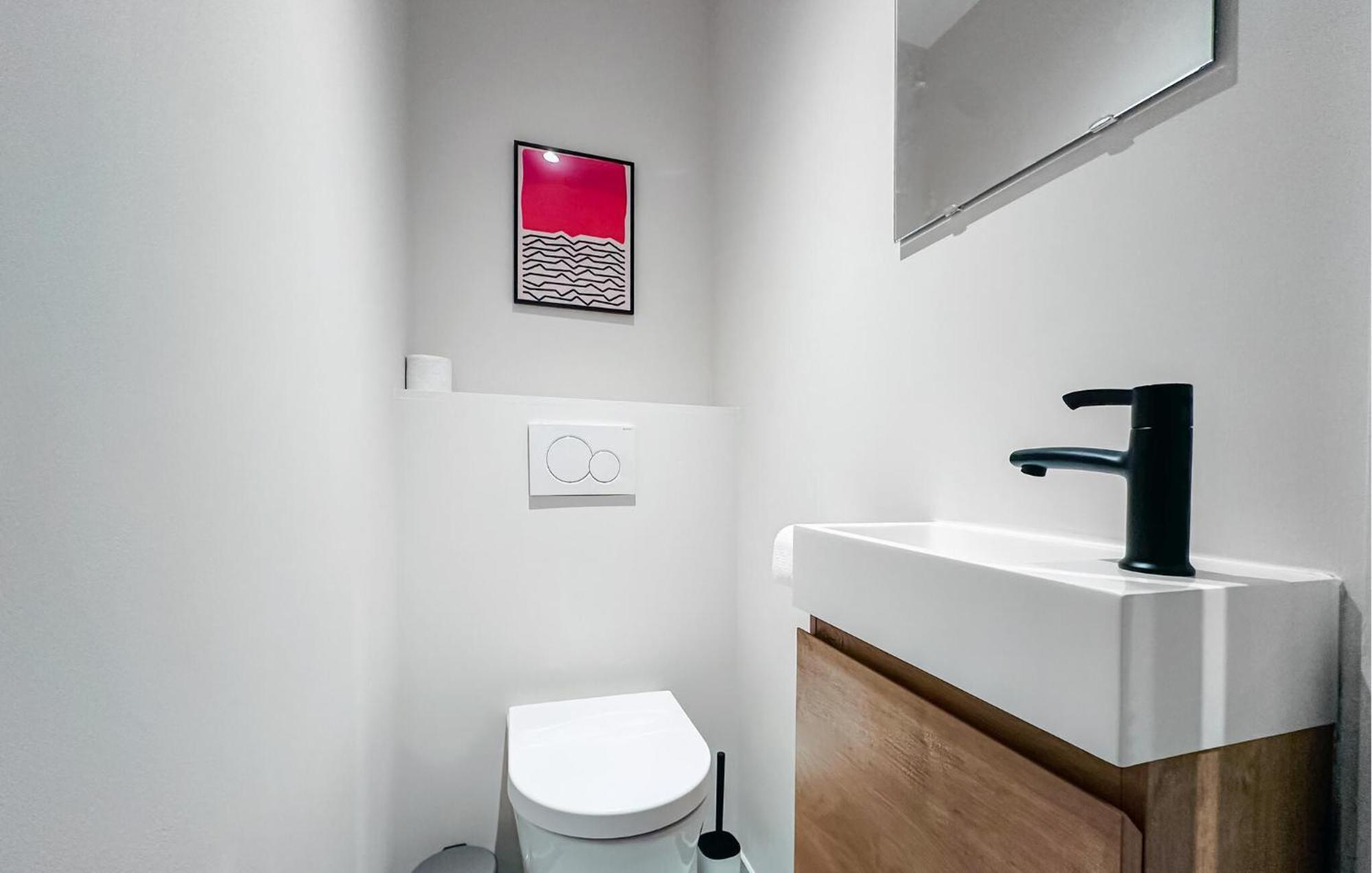 1 Bedroom Cozy In * Oostende